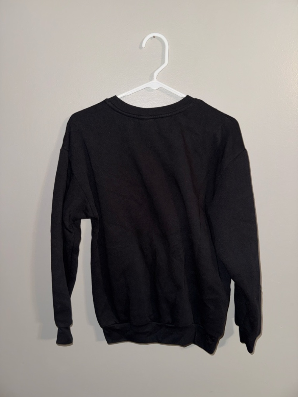 Yellowstone Dutton Ranch Crewneck - Picture 5 of 5